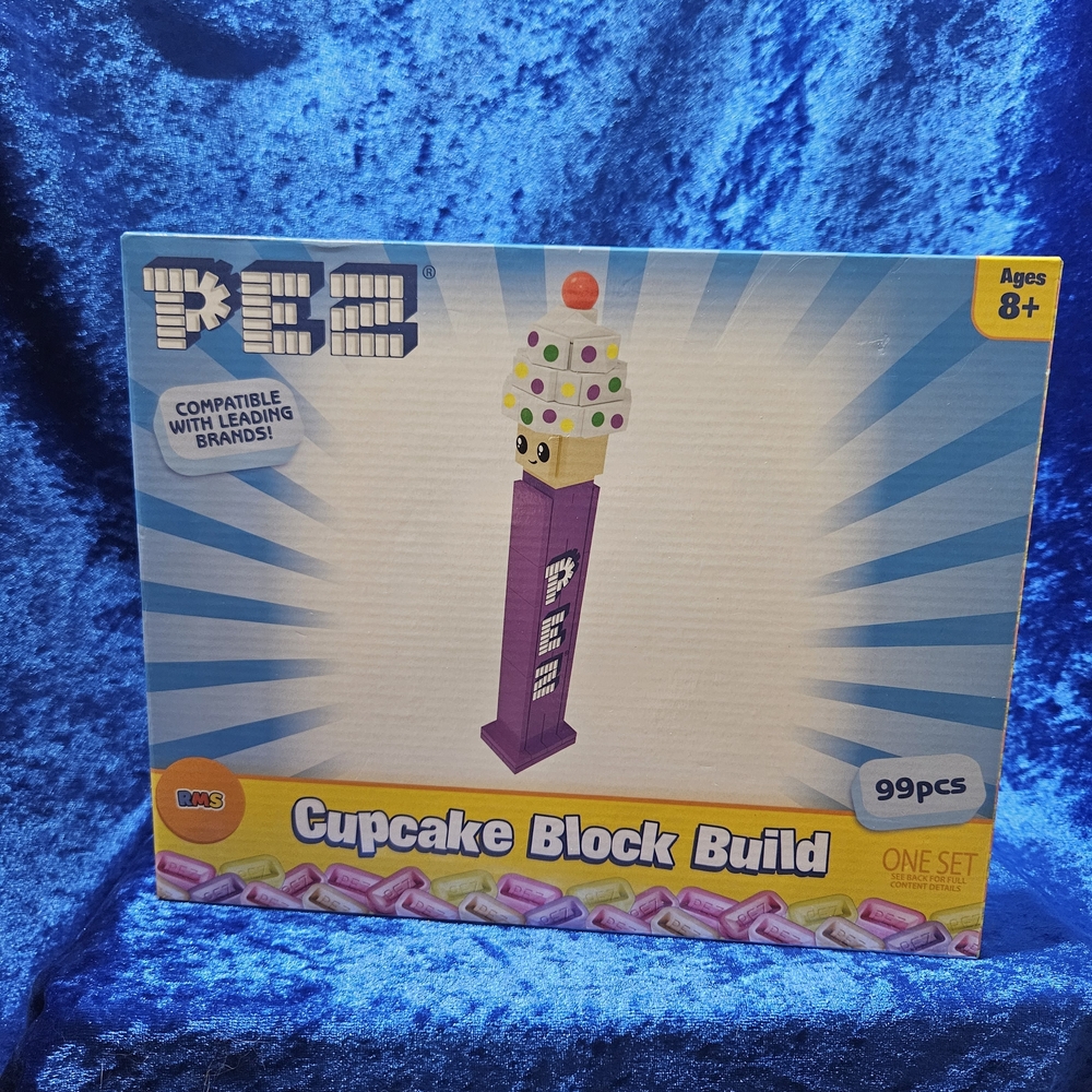 PEZ Cupcake Block Build Toy Set - Purple
